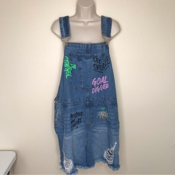 Spoon Graffiti Graphic Short Overalls Denim Blue Jean Shortalls Women Size 2X - Picture 15 of 15